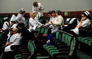 Pielęgniarki spędziły kolejną noc w Sejmie