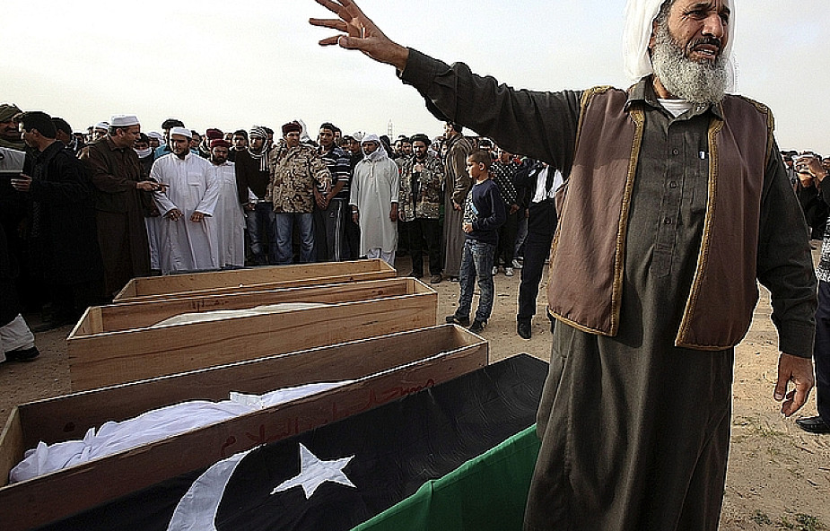 Kadafi przy wsparciu wojsk nie daje za wygraną