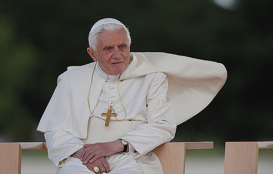 Benedykt XVI łączy się z Polakami w rocznicę