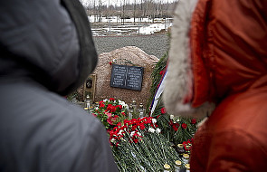 Rodziny katyńskie na miejscu katastrofy Tu-154