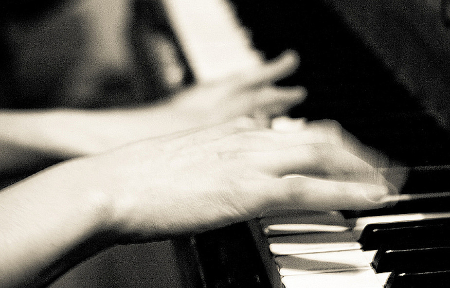 Lekcje muzyki usprawniają mózg na starość