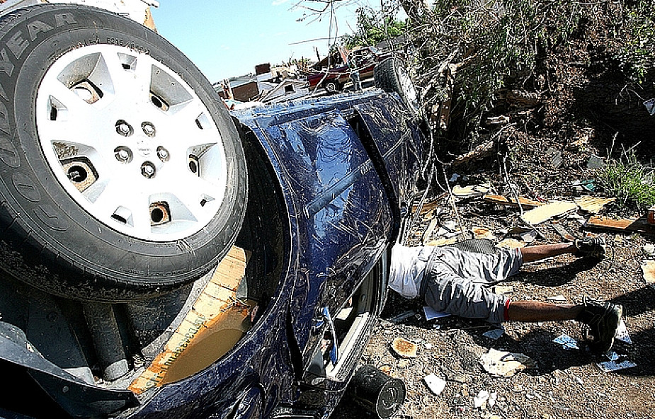 USA: Tornado zabiło co najmniej 295 osób