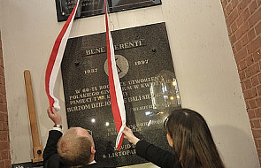 Odsłonięto tablicę L. Kaczyńskiego w Kwidzynie