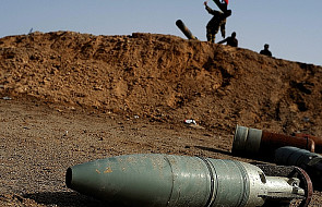 Libia: Siły Kadafiego ostrzelały pola naftowe 