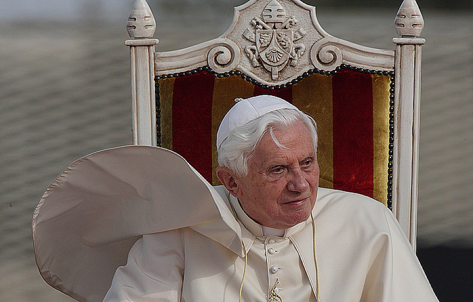 Benedykt XVI - pierwszy papież w kosmosie