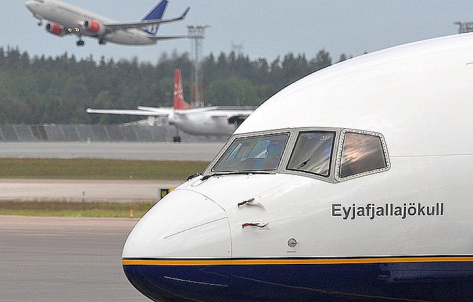 Chmura pyłów zatrzymała 252 loty w Europie