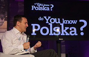 Sikorski "odpalił" serwis promujący Polskę