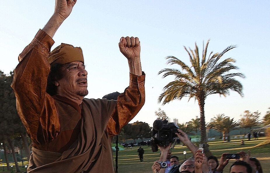 Kadafi wzywa, by walczyć do końca