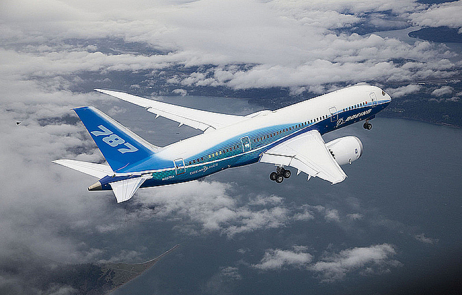 Boeing 787 Dreamliner  wyląduje w Warszawie