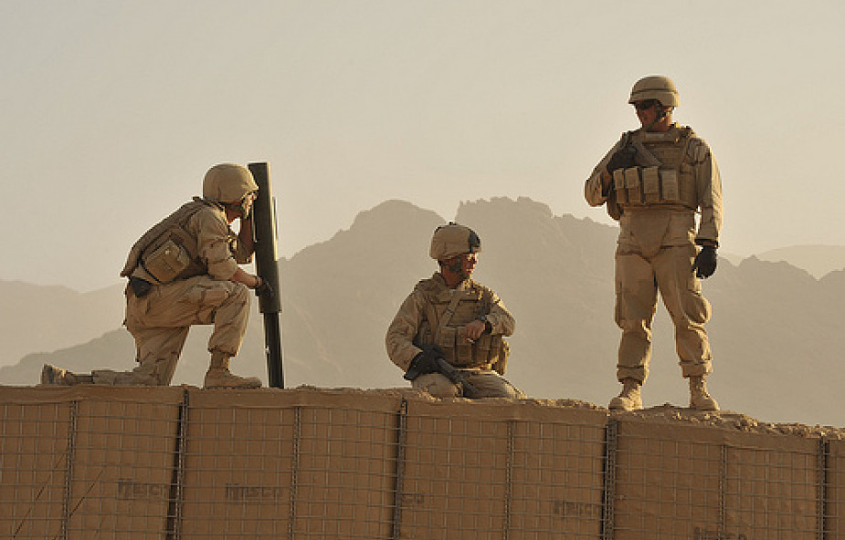 Zamach w Afganistanie, zginęło pięciu żołnierzy
