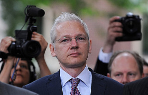 Ekstradycja założyciela WikiLeaks odłożona