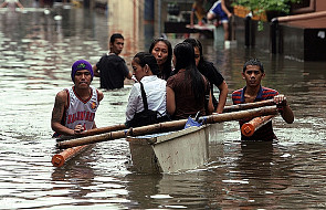 Filipiny: 70 ofiar śmiertelnych burzy tropikalnej 