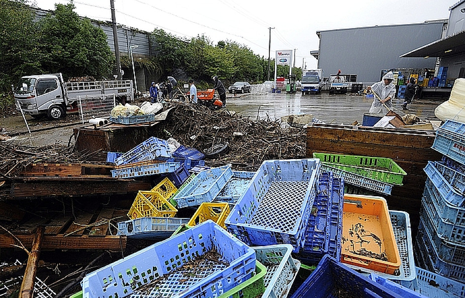 Tajfun Roke dotarł do Fukushimy - są ofiary