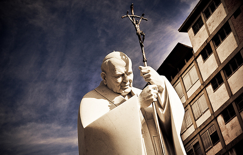 Pomnik Jana Pawła II stanie w Moskwie