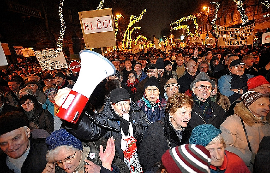 100 tys. ludzi na wiecu opozycji w Budapeszcie