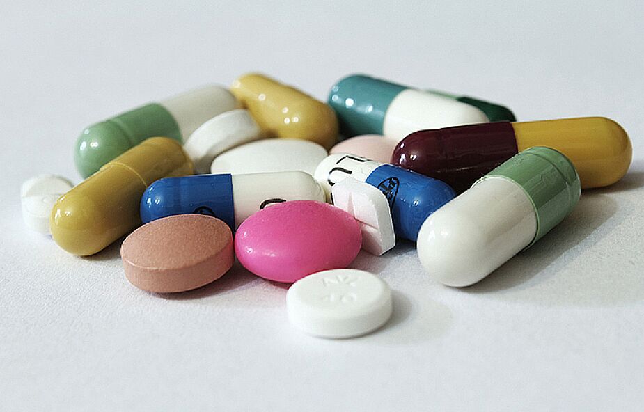 Koncerny walczą o niższe ceny leków