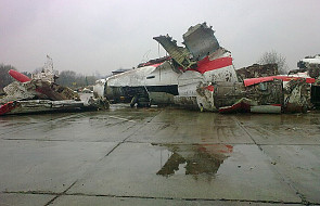 Rosja: Wrak Tu-154M osłonięty wiatą