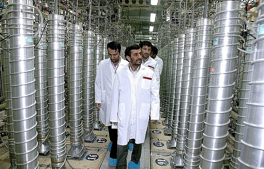Dyplomaci: Iran rozpoczął wzbogacanie uranu