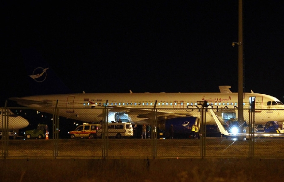 Turcy przechwycili syryjski samolot pasażerski