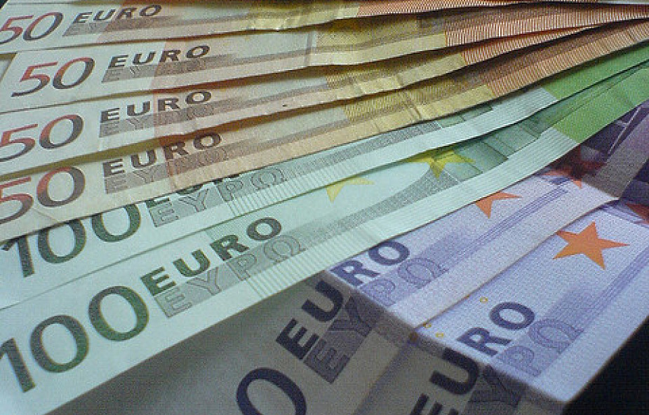 MF sprzedało obligacje  o wartości 1,75 mld euro