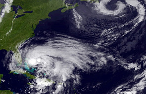 "Sandy" uderzy we wschodnie wybrzeże USA