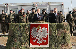 Premier odwiedził funkcjonariuszy w Kosowie
