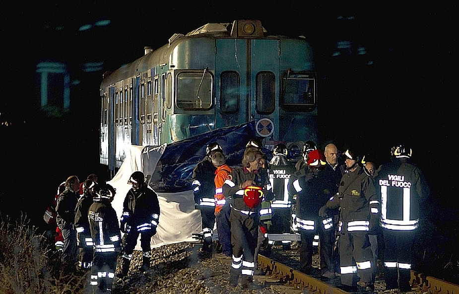 Włochy: Pociąg uderzył w samochód: 6 zabitych