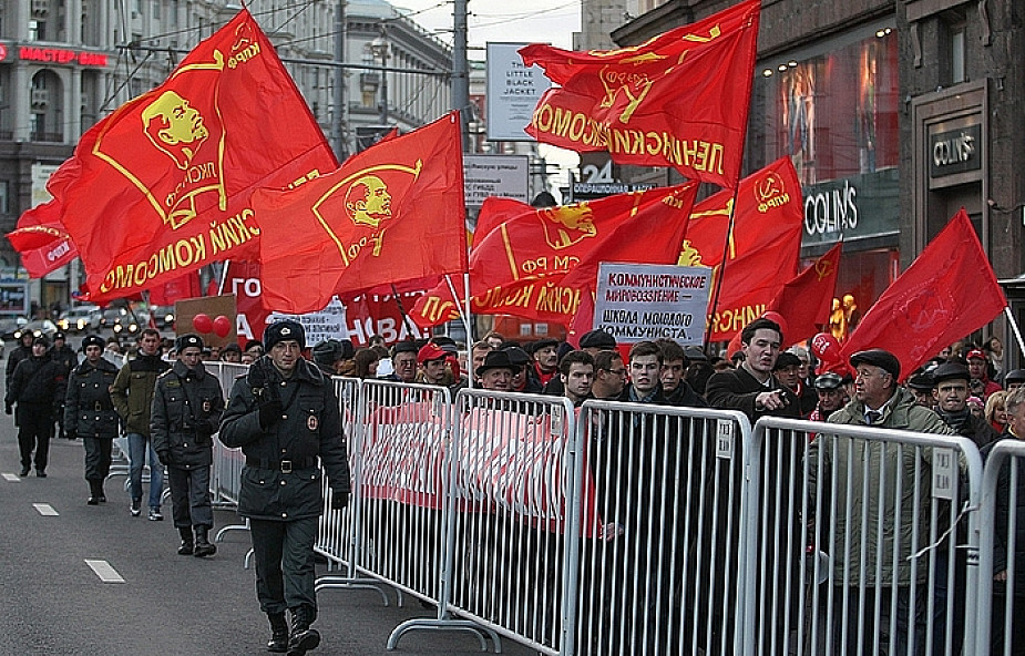 Komuniści uczcili przewrót bolszewicki