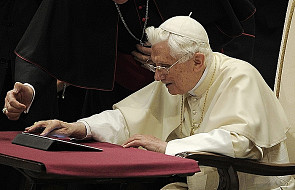 Papież na Twitterze zachętą dla chrześcijan