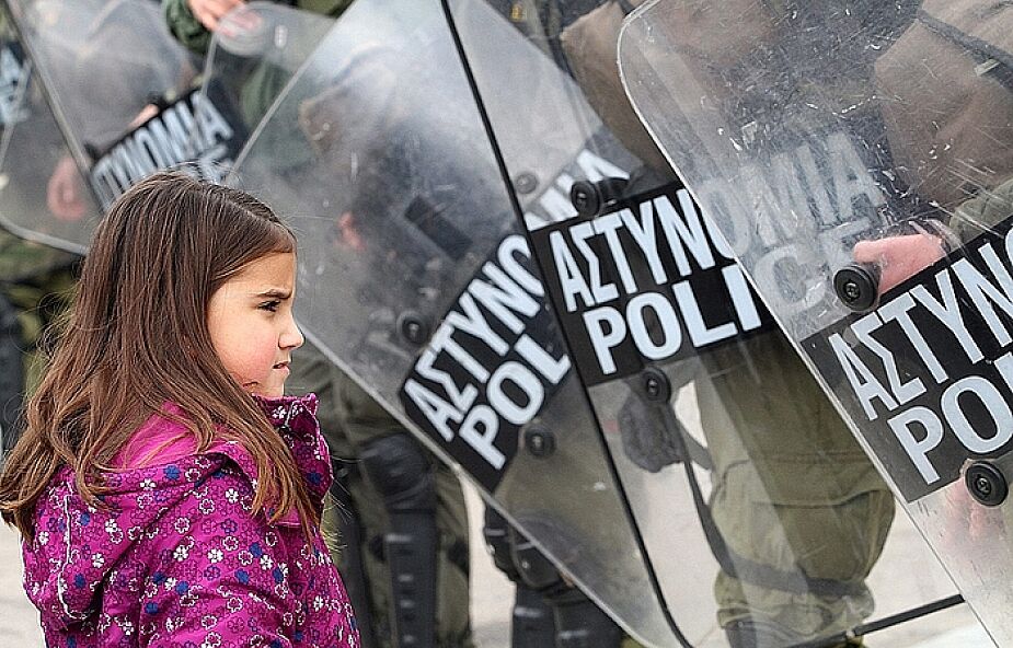 Grecja - drugi dzień ostrych protestów