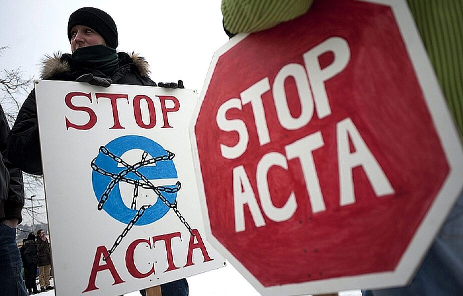Bułgaria wycofa podpis pod umową ACTA 