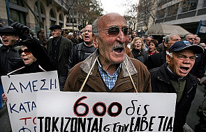 Rośnie krytyka oszczędności w Grecji