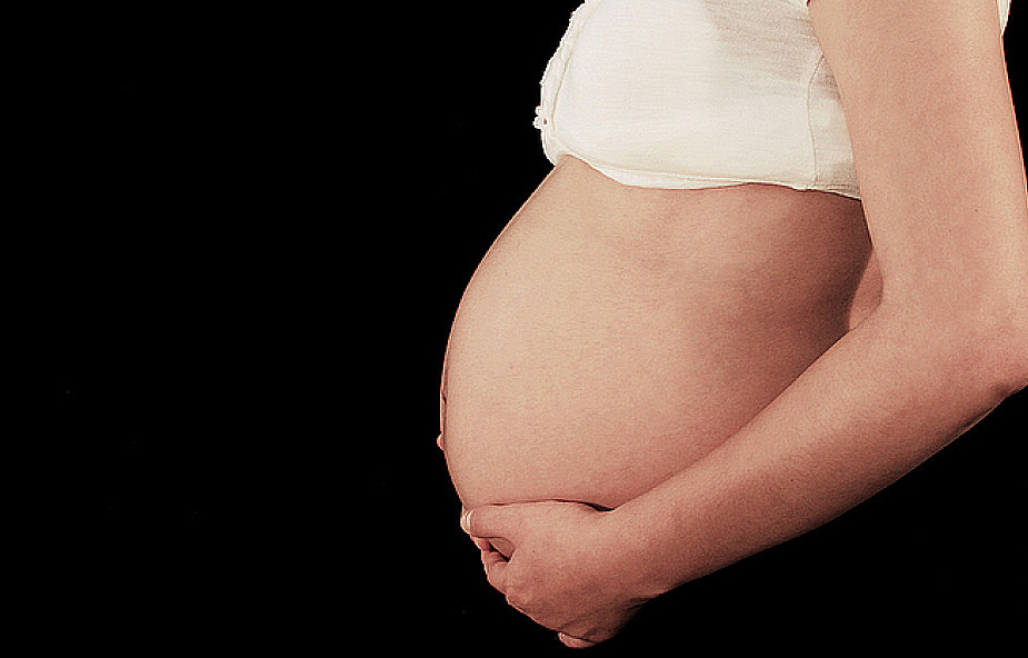 Polka w ciąży - o czym wie, a czego się boi