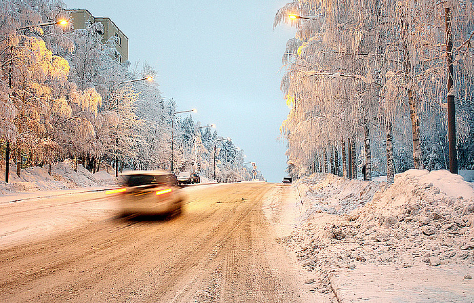 Trudne, zimowe warunki na polskich drogach