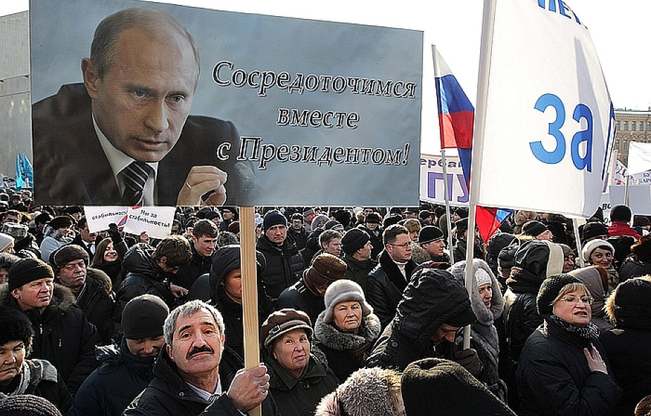 Rosja: manifestacje poparcia dla Putina