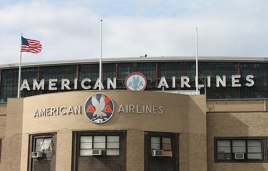 American Airlines zwolnią 13 tys. pracowników