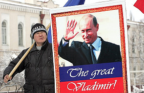 Tysiące stronników Putina w Moskwie
