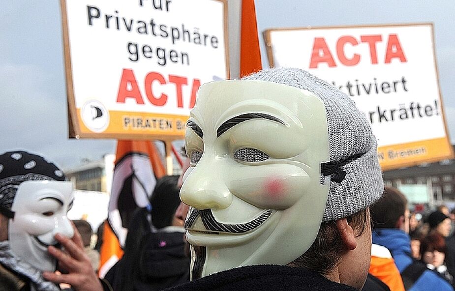 NIE dla ACTA i ponad 2,5 mln podpisów
