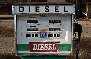 "DzGP": Diesel już tańszy od benzyny