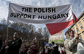 Polskie środowiska prawicowe popierają Orbana