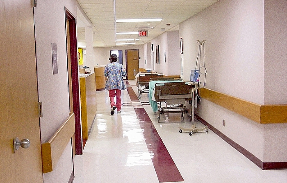Szpitale skrzykują się, by zaoszczędzić