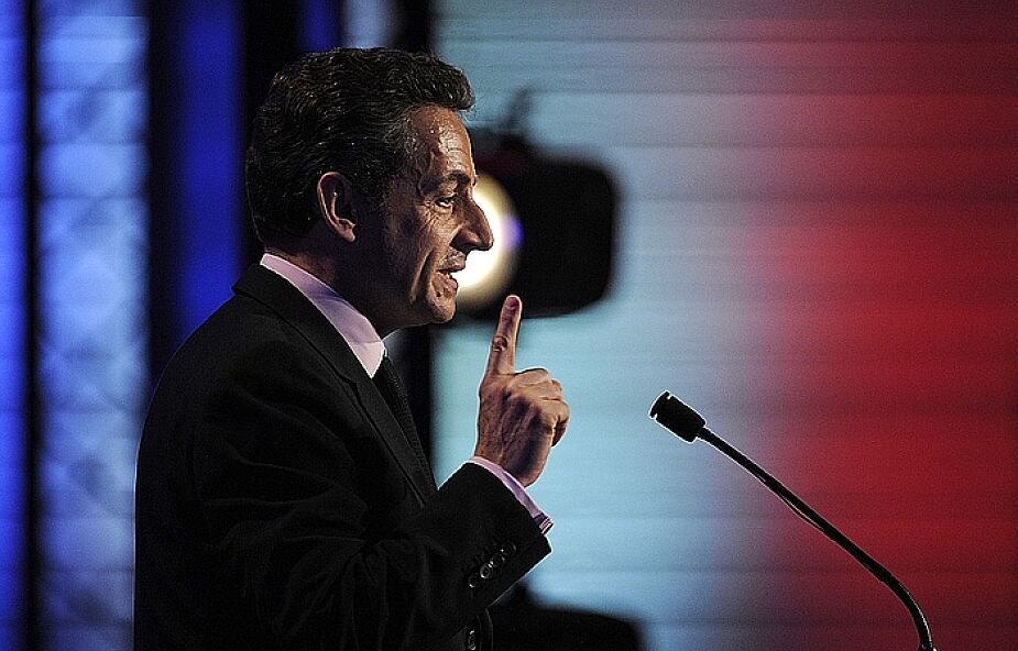 Sarkozy przegra z Hollande'em w II turze?