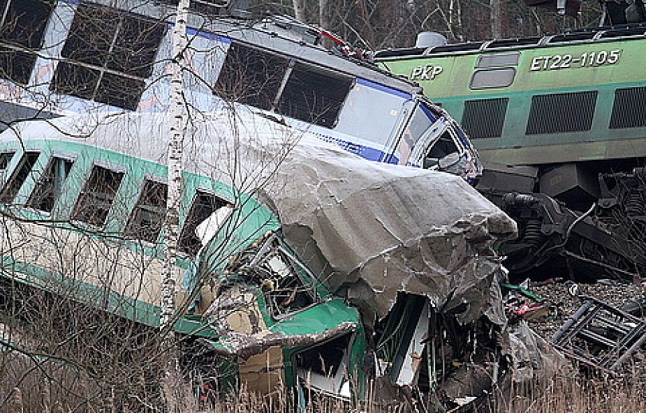 Zderzenie dwóch pociągów, są zabici i ranni