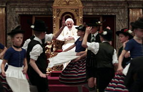 Benedykt XVI świętował 85. rocznicę urodzin