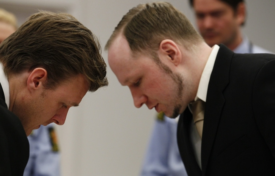 Proces Breivika wznowiony, odwołano ławnika