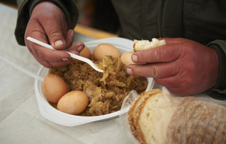 Olsztyn: Śniadanie Wielkanocne dla ubogich