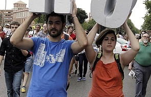 Madryt: policja wyrzuciła "oburzonych" z placu