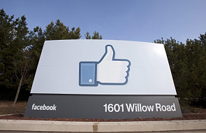 Facebook - fenomen i lokomotywa ekonomiczna