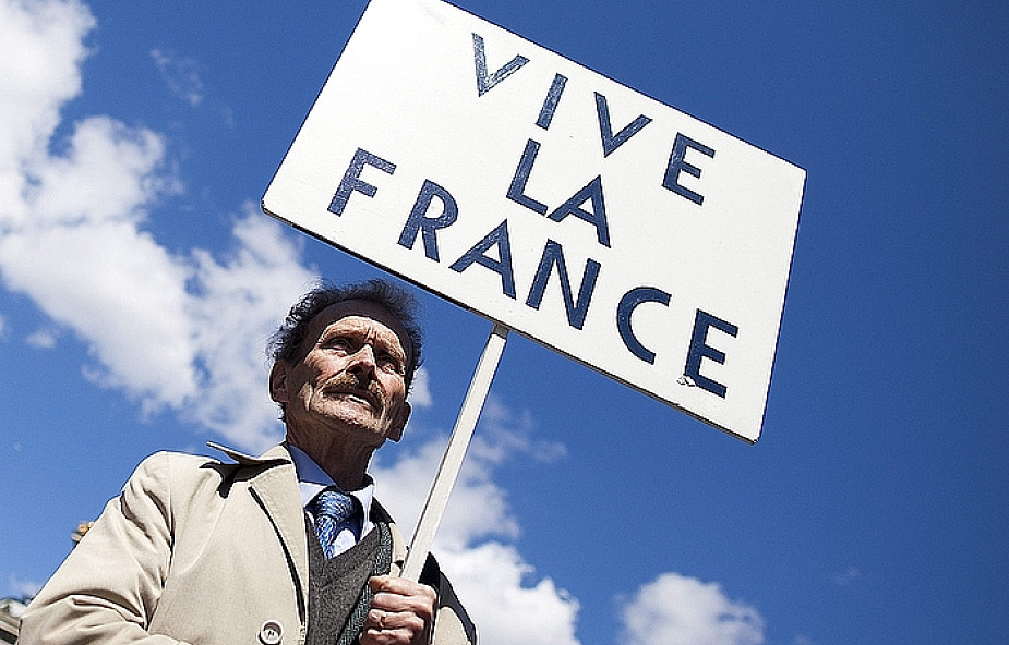Topnieje przewaga Hollande'a. Dziś debata