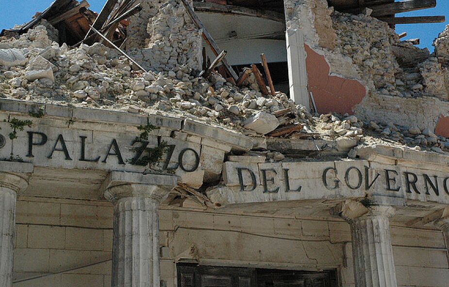 Włochy: silne trzęsienie ziemi, są ofiary